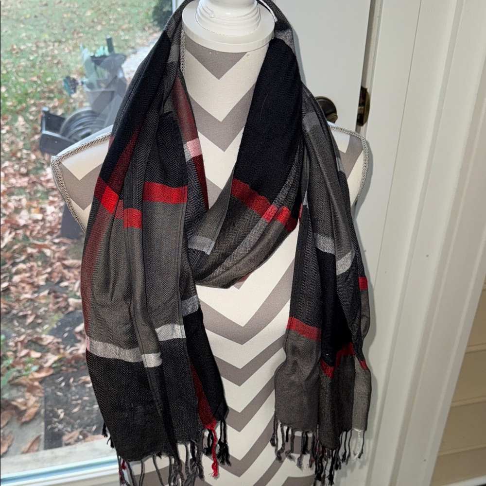Stylish Black and Red Plaid Scarf